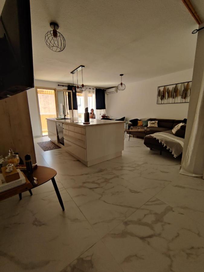 En Exclusivite T3 A 2 Pas Des Plages De St Raphael Saint-Raphaël Esterno foto