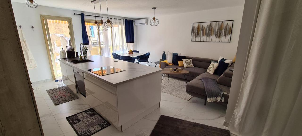 En Exclusivite T3 A 2 Pas Des Plages De St Raphael Saint-Raphaël Esterno foto